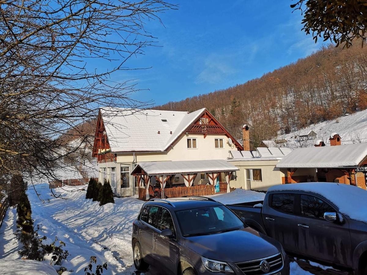 Olimpia Villa Tibod Экстерьер фото